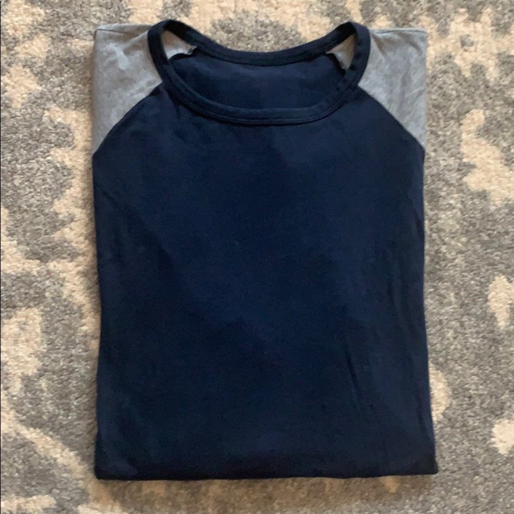 Lululemon Athletica Navy/Grey Long Sleeve Shirt XL